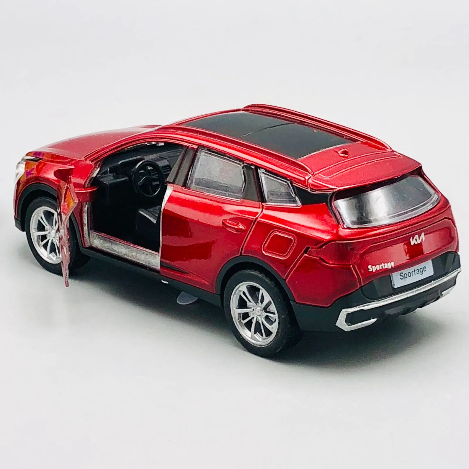 1:36 Diecast KIA Sportage Latest Model Car
