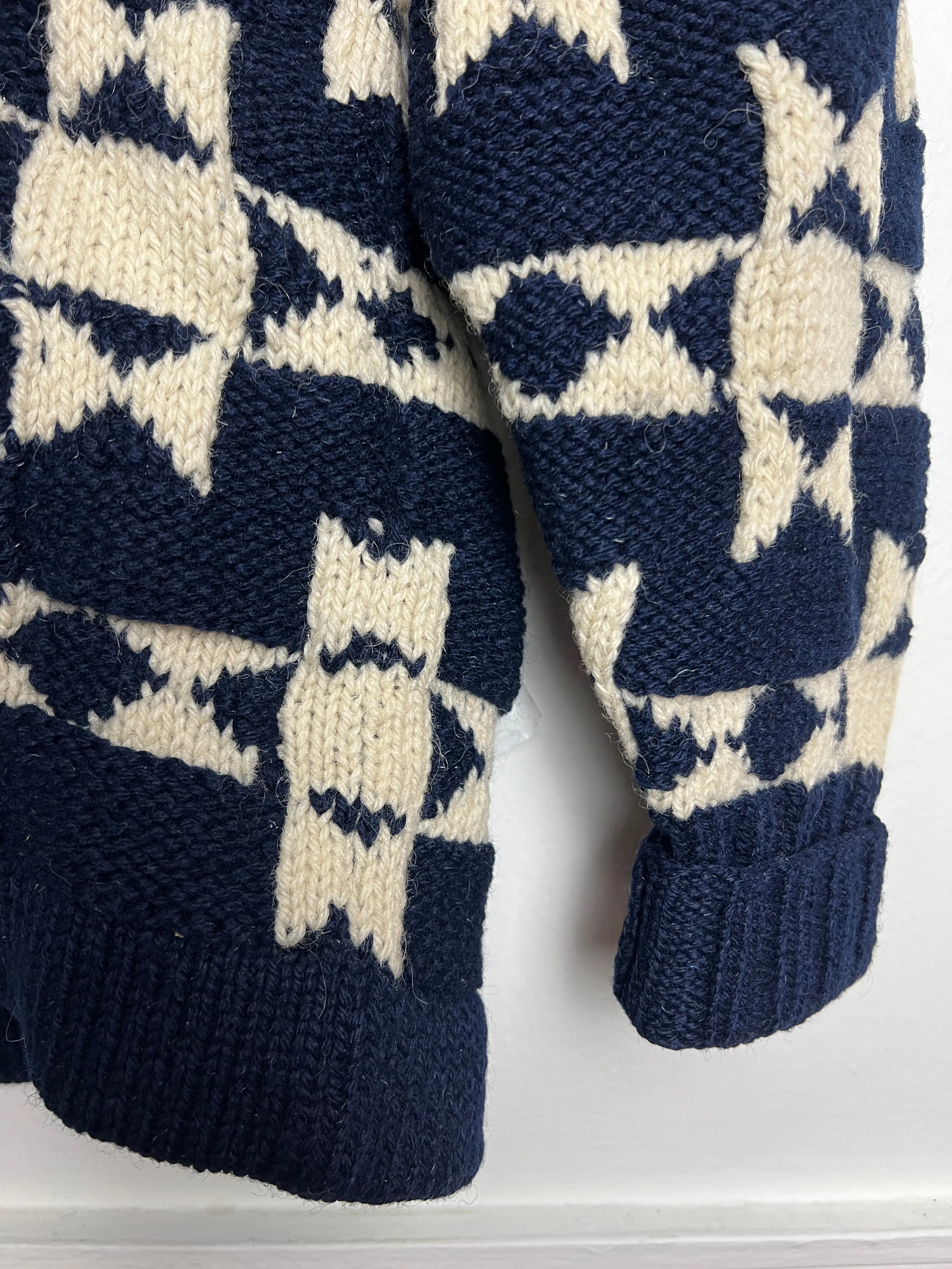 Vintage Chunky Hand Knit Intarsia Cardigan Sweater